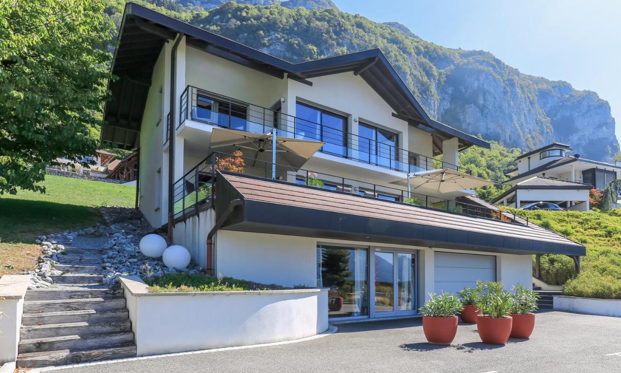 Le Clos Du Lac - Location De Chambres 维里尔·杜·拉克 外观 照片