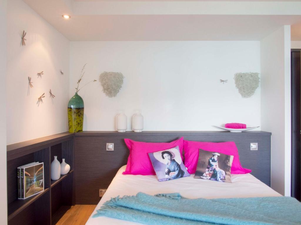 Le Clos Du Lac - Location De Chambres 维里尔·杜·拉克 外观 照片